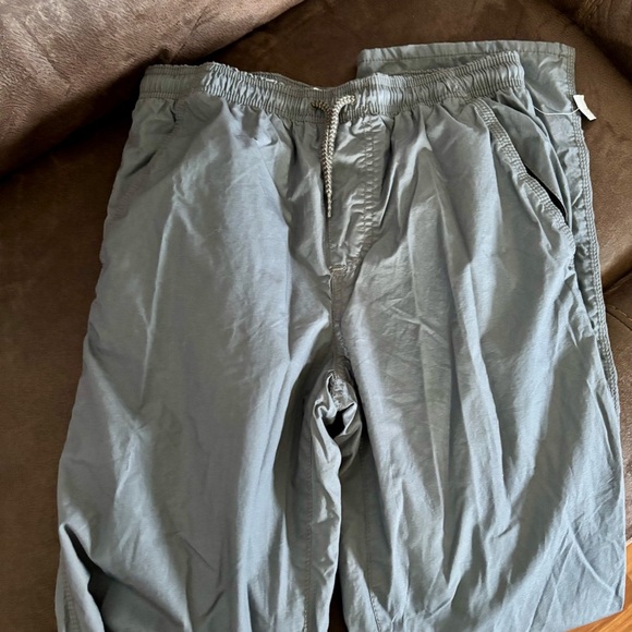 Men's Gray Pants - Picture 3 of 8
